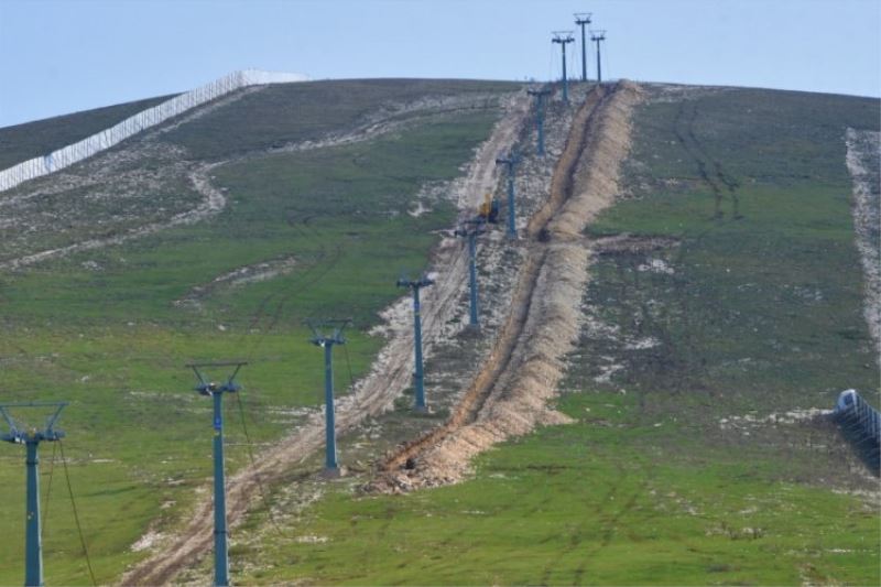 Akdağ Kayak Merkezi sezona hazırlanıyor