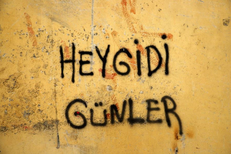 ESKİ SANAYİ SİTESİNDEN GERİYE KALANLAR DUYGULANDIRIYOR