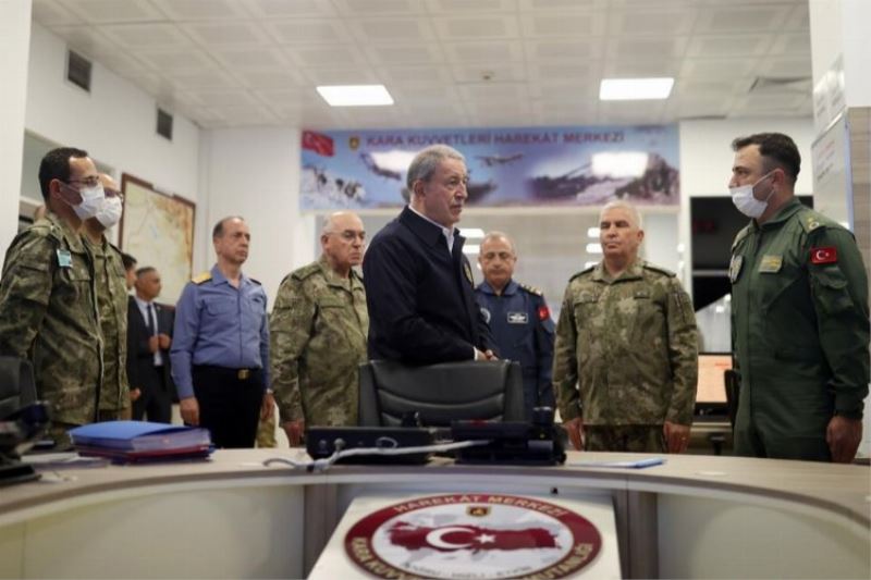 Kara ve Hava harekatıyla ilgili bilgi aldı, talimatlar verdi