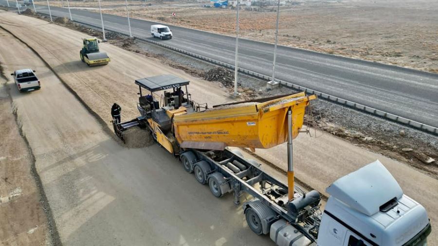 AKSARAY’IN YENİ BULVARI 50 METRELİK YOLDA ÇALIŞMALAR ARALIKSIZ SÜRÜYOR