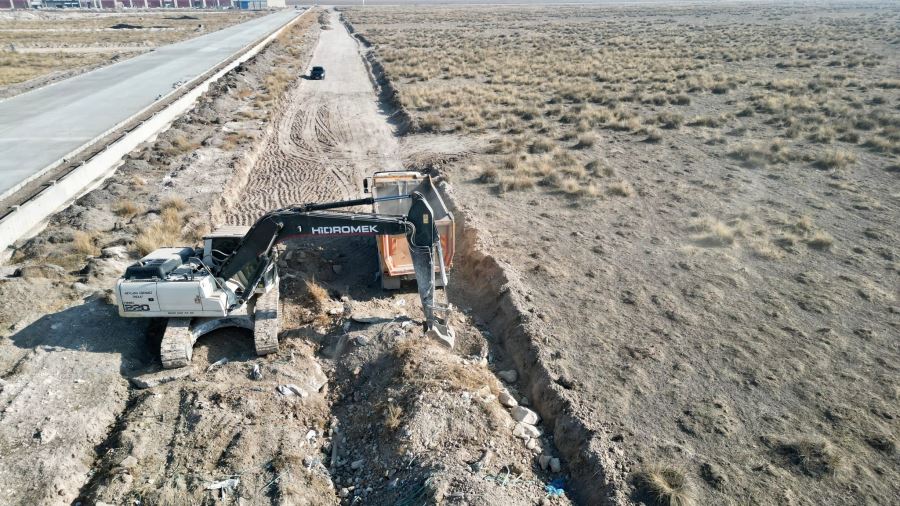 AKSARAY BELEDİYESİ ULAŞIMI KOLAYLAŞTIRACAK DOKUNUŞLAR YAPMAYA DEVAM EDİYOR