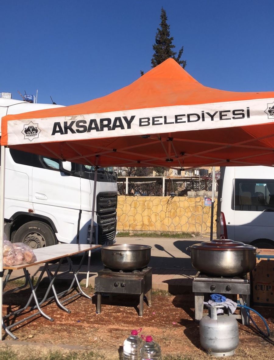 Aksaray Belediyesinden Sıcak Yemek İkramı