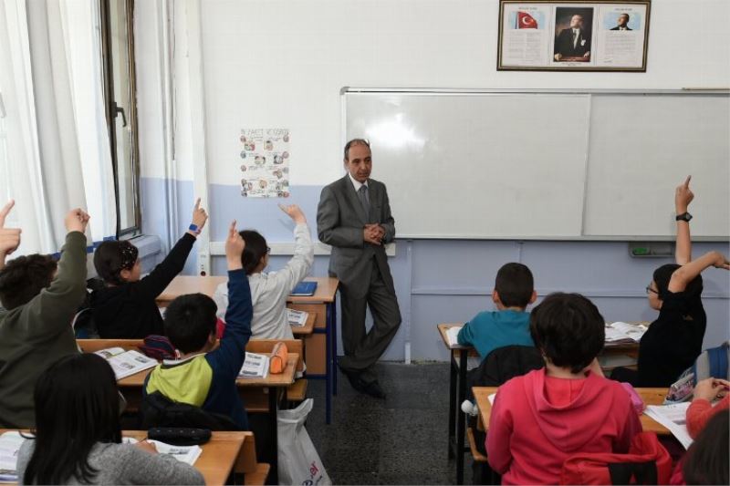 Depremzede öğrenciler MEB takibinde