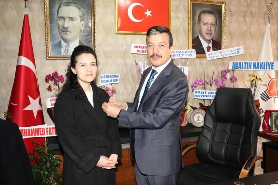 Emine ÖZDEMİR KAÇER AK PARTİDEN Adaylığını Açıkladı