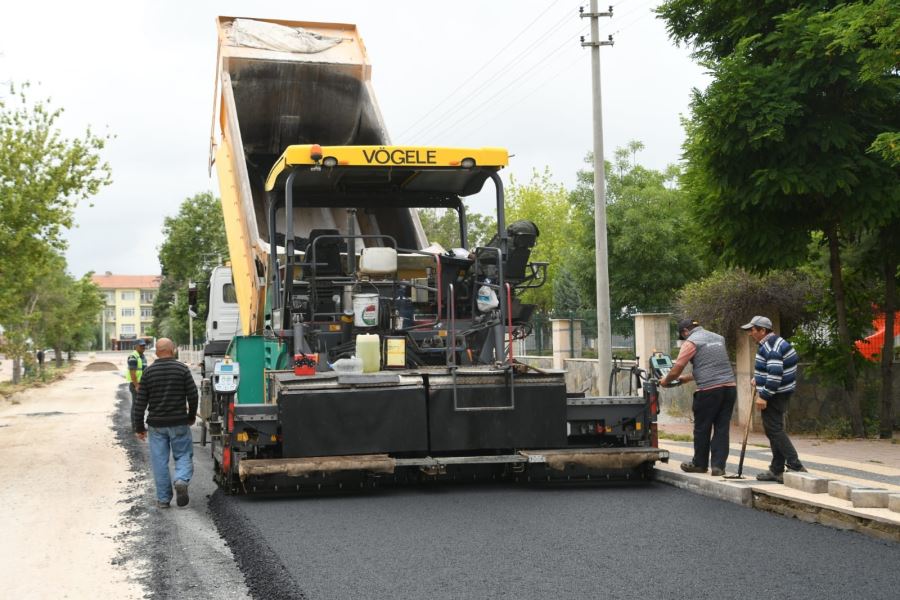 Küçük Bölcek Mahallesi 36. Cadde de sıcak asfalt çalışmaları