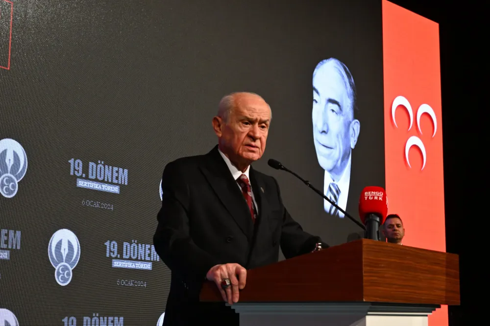 BAHÇELİ Liderlik Okulu Sertifika Törenine Katıldı