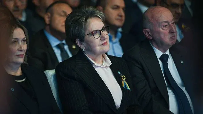 Akşener