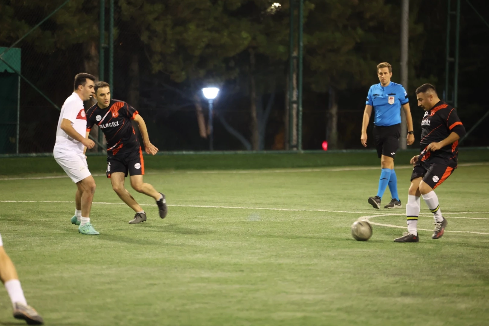 TBMM personelinden bir ay sürecek futbol turnuvası