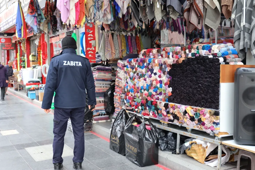 Aksaray Zabıta Ekipleri: Kaldırımlar Yayalara Ait