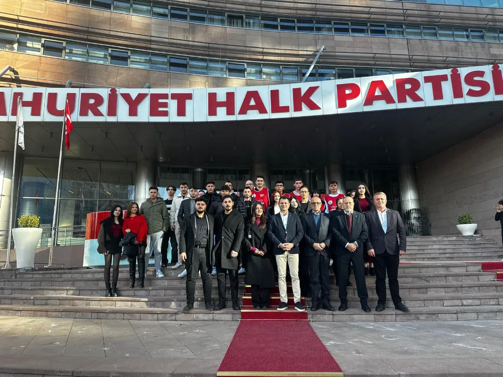 Ertürk, Aksaraylı Gençleri Genel Merkezde Ağırladı