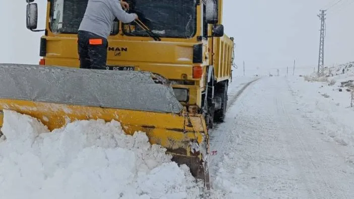 Kayseri’de kapanan 122 yol ulaşıma açıldı