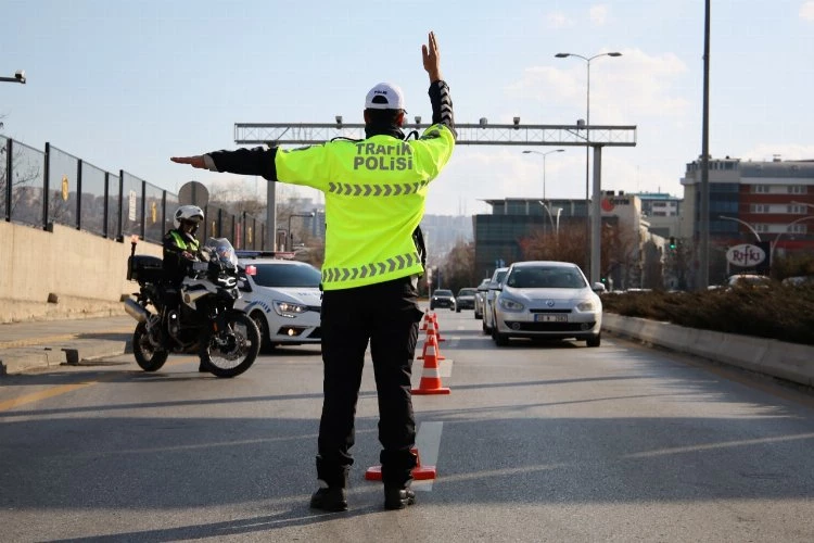 Trafik cezalarında yeni dönem... Süre bir aya uzatıldı