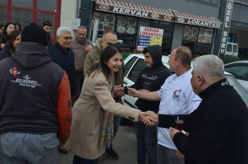 Demir ve parti teşkilatı her yerde