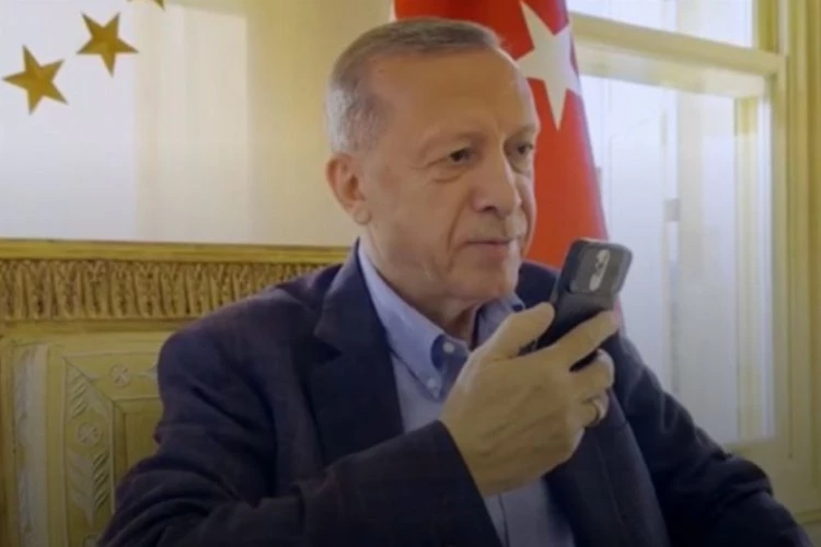 Cumhurbaşkanı Erdoğan’dan darbedilen öğretmene “geçmiş olsun” telefonu