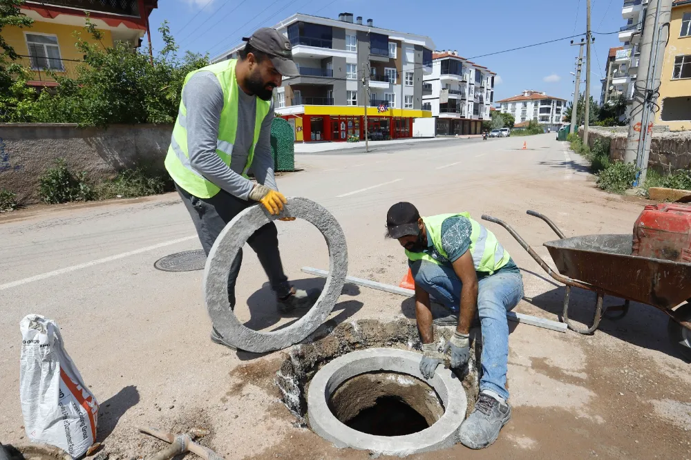 Aksaray Belediyesi yollarda baca yükseltme çalışmalarına başladı