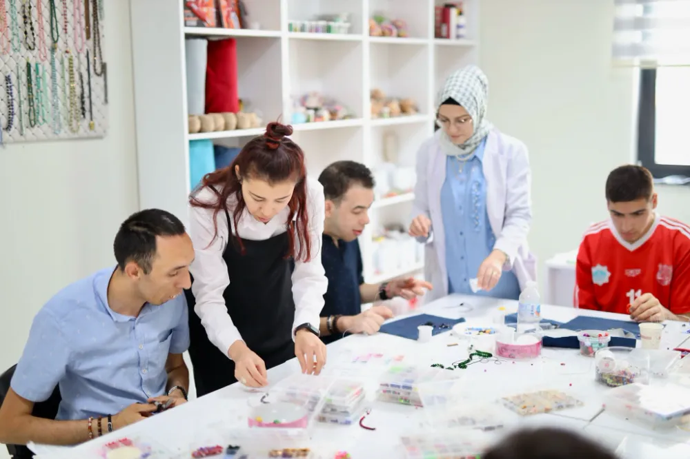 Aksaray Belediyesi engellilerin yüzünü güldürmeye devam ediyor