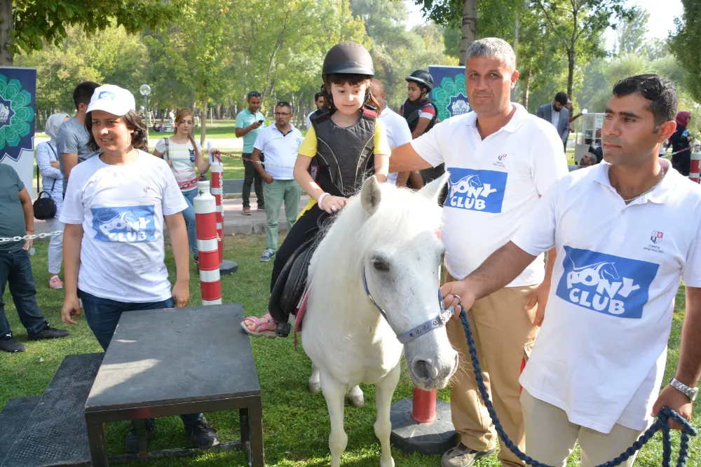  ‘Pony Club Şehrimize Geliyor’ 