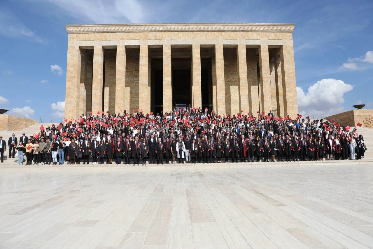 Ankara Üniversitesinde bilim ateşi yandı