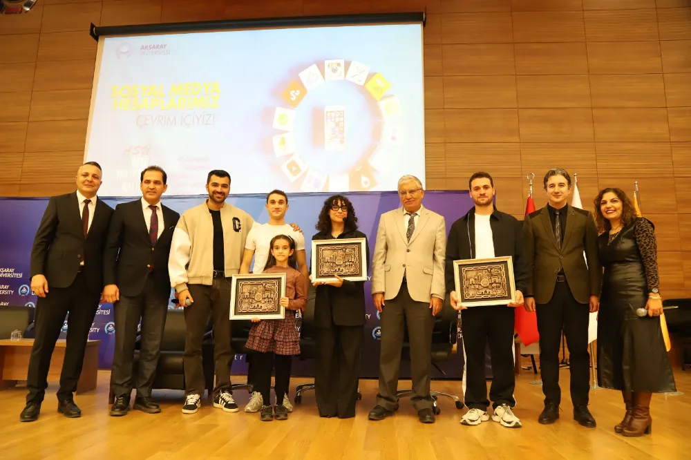 BKM Oyuncusu Tuğba Yılmaz Aksaray Üniversitesi’nde Öğrencilerle Buluştu: “Bir Perde, Bin Hikâye”