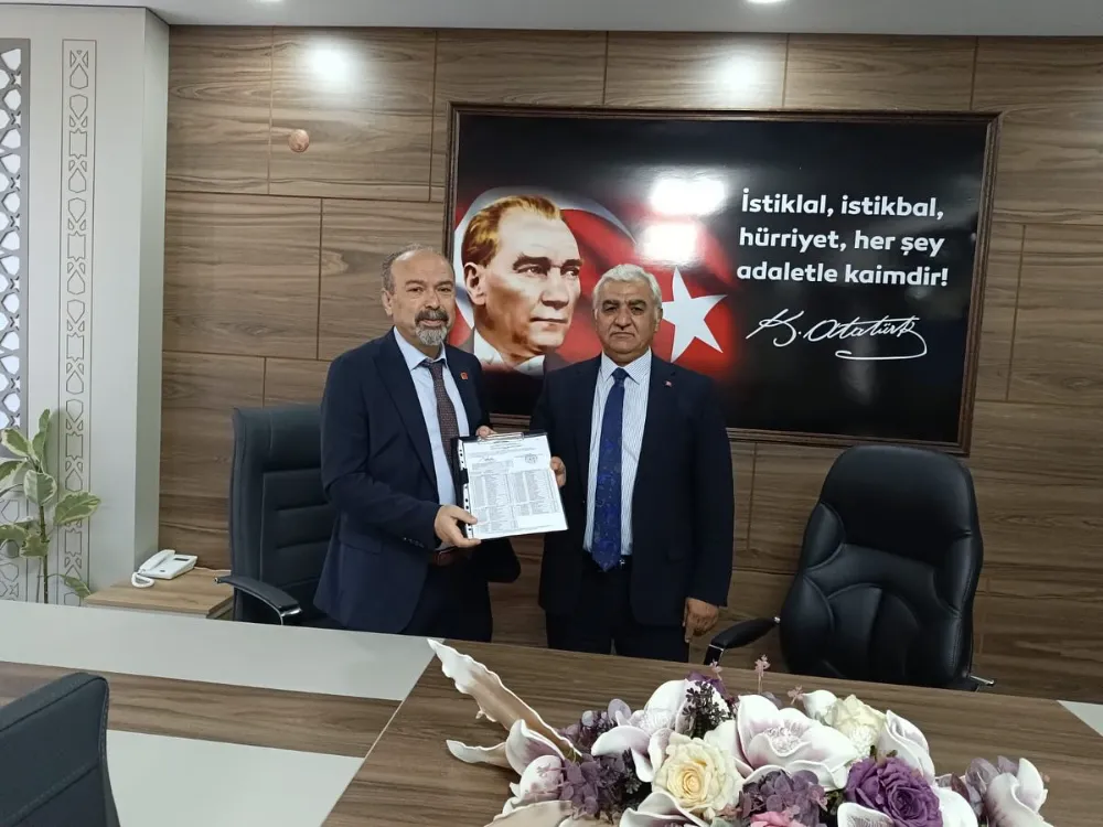 CHP Aksaray’da Yeni Dönem Başladı: Bilal Özdemir Mazbatasını Aldı