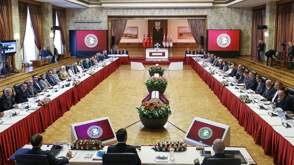 Süreç komisyonunun İmralı kararı öncesinde hangi parti nerede duruyor?