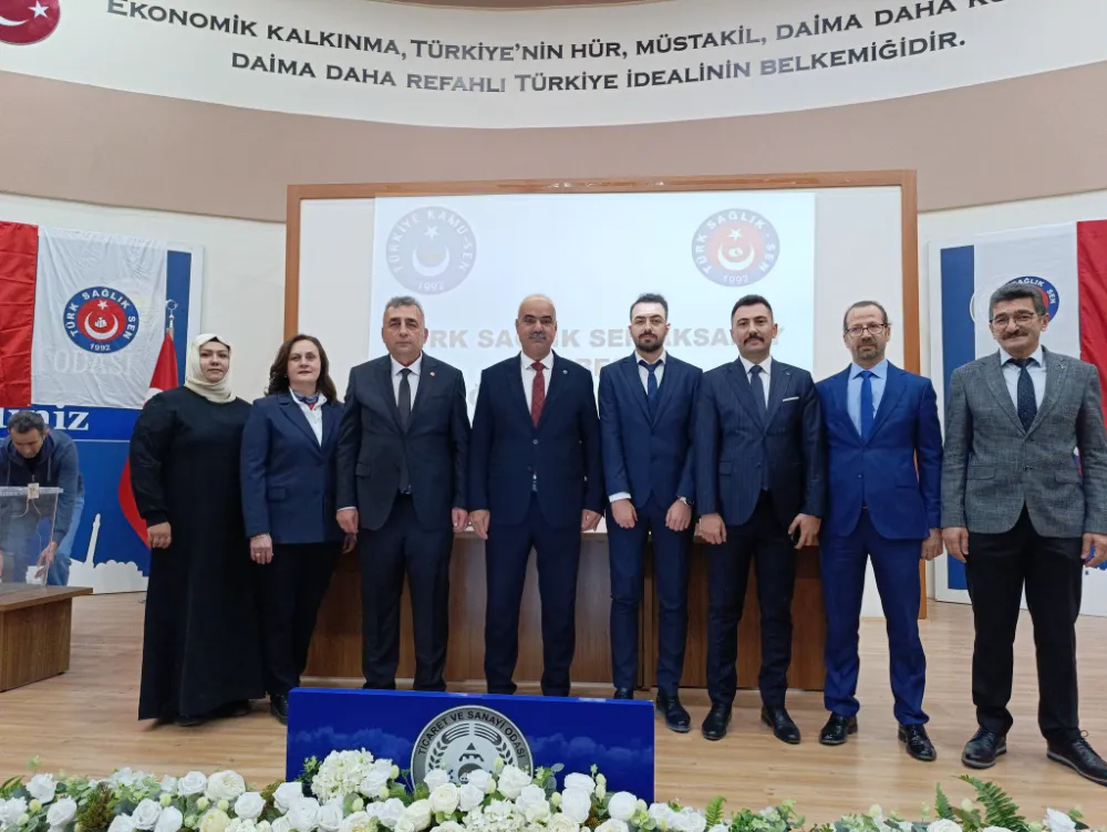 Türk Sağlık-Sen Aksaray Şubesi’nde Yeni Dönem: Vahdi Arıkök Güçlü Ekibiyle Göreve Başladı