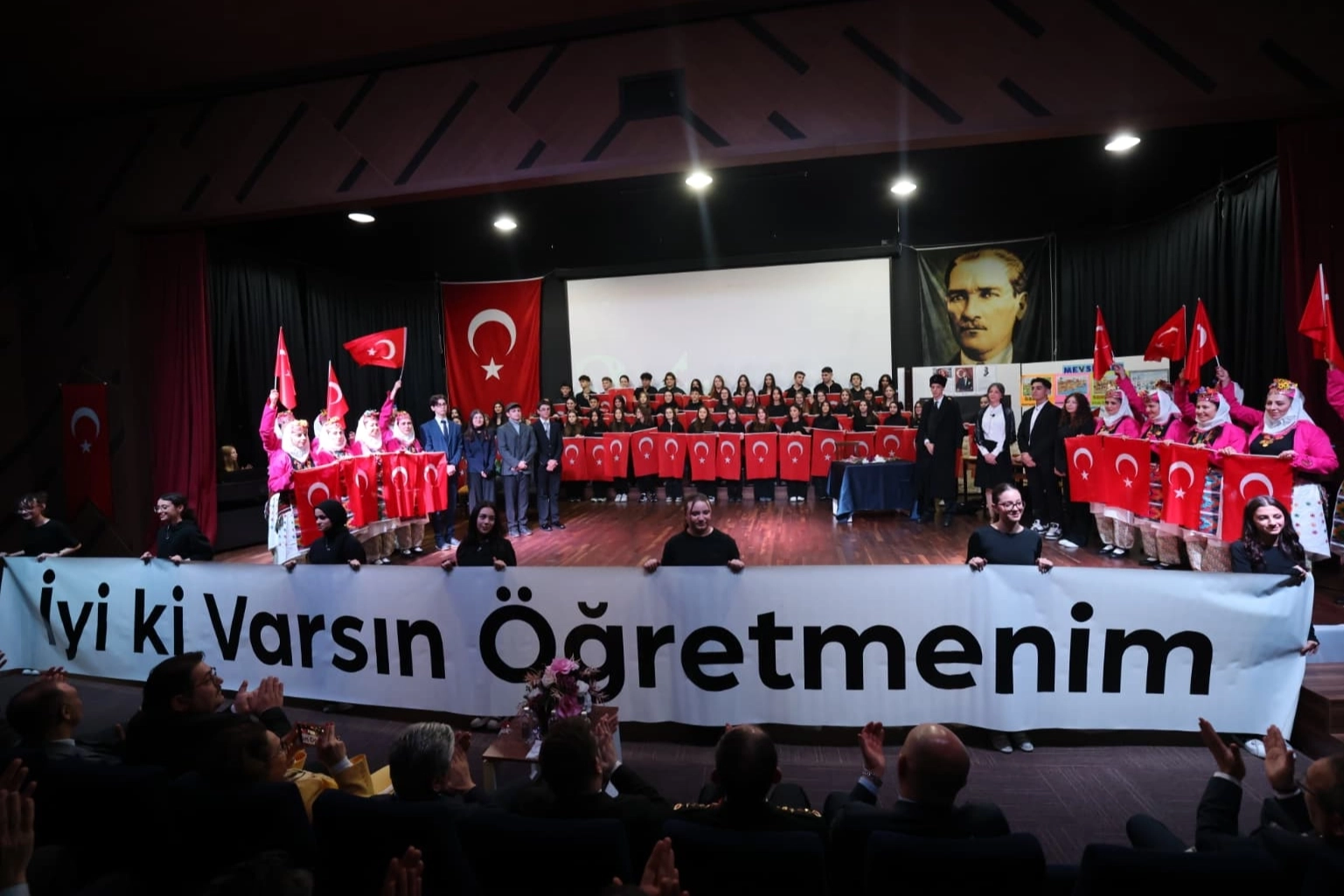 Sakarya’da Öğretmenler Günü etkinliklerine yoğun ilgi