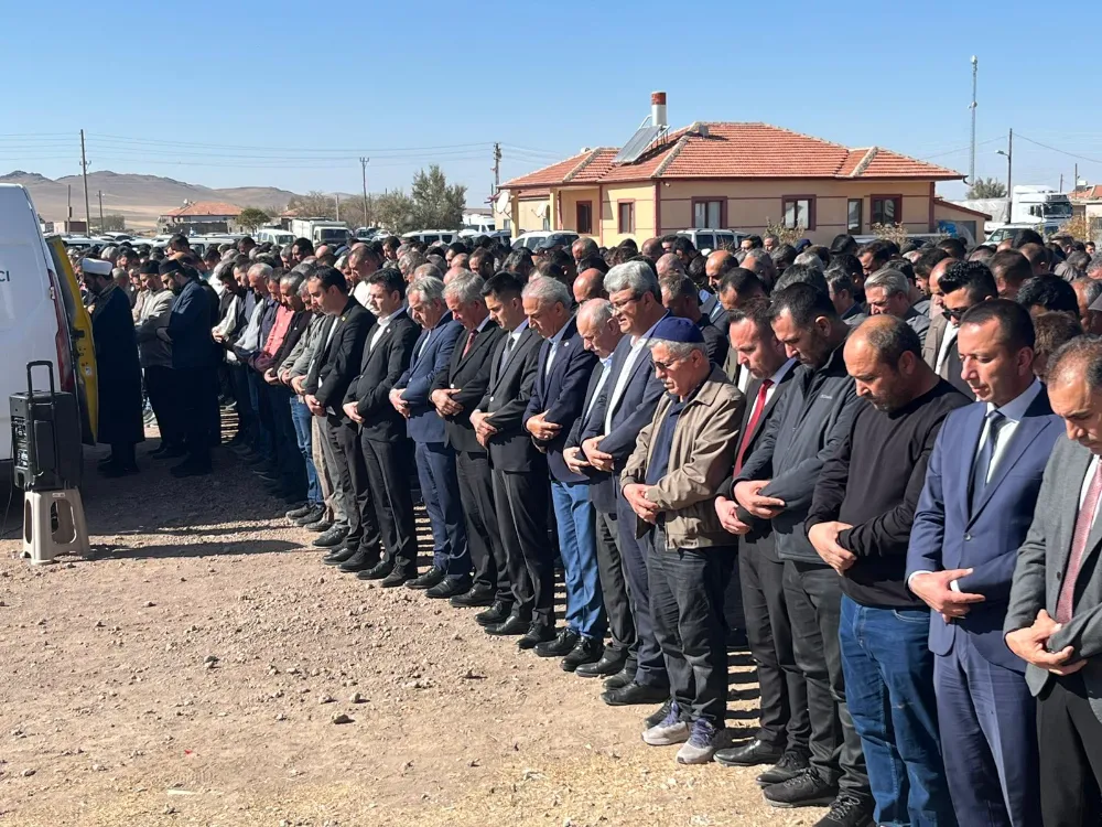 Eski İlçe Milli Eğitim Müdürü İbrahim Kılıçer Son Yolculuğuna Uğurlandı