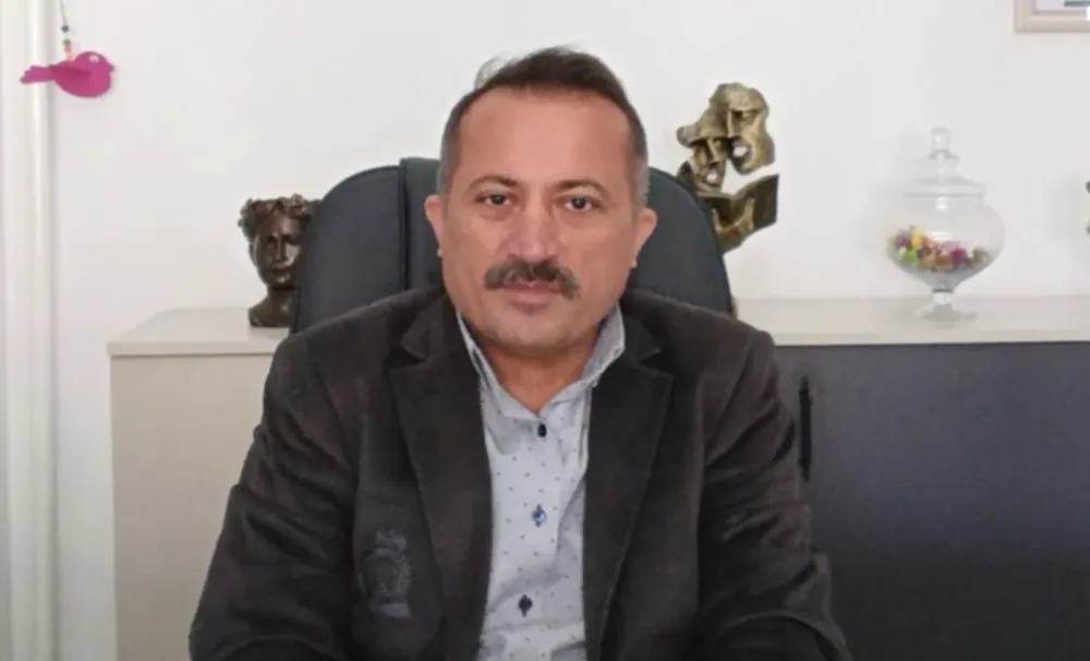 Zafer Partisi Aksaray Merkez İlçe’de Sürpriz Ayrılık: Atasoy Görevini Bıraktı