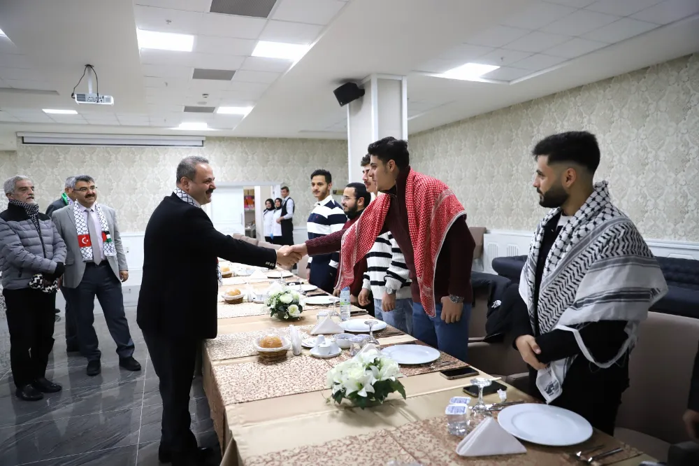 Aksaray Üniversitesi’nde Filistinli Öğrenciler İçin Dayanışma Kahvaltısı