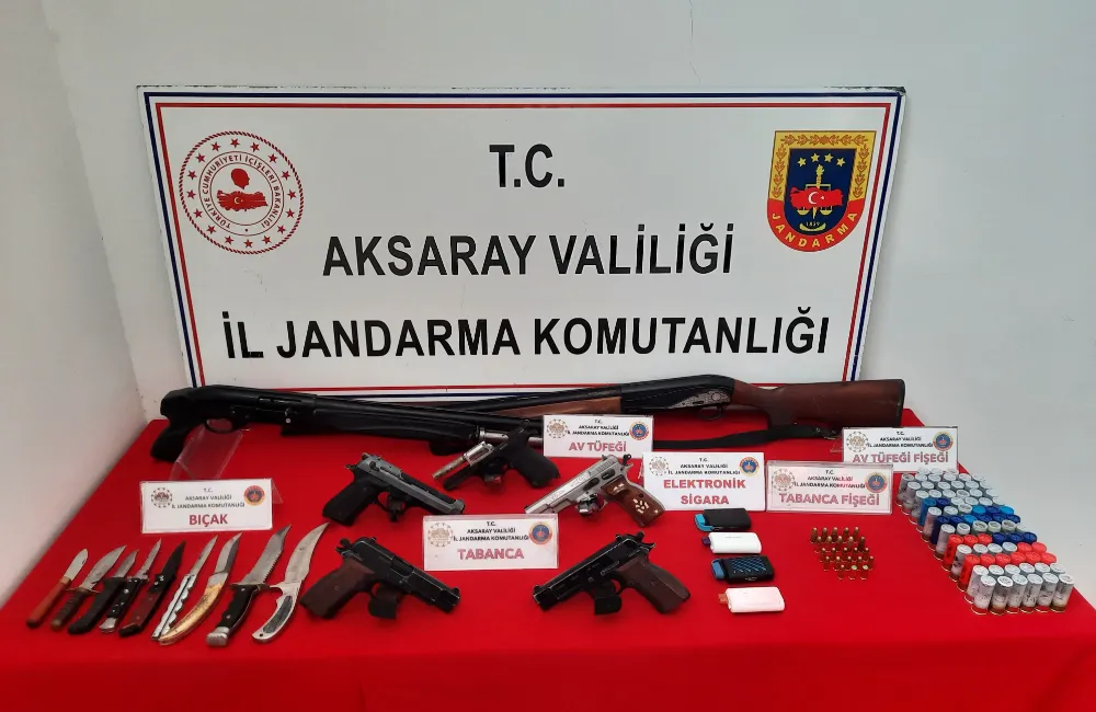 Aksaray’da Ruhsatsız Silah Operasyonu: 9 Şahıs Gözaltına Alındı