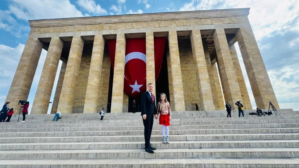Yaldır Mesajı Anıtkabir