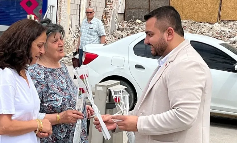 Başkan Arık, Anneler Günü’nde anlamlı ve yürekleri ısıtan bir etkinliğe imza attı