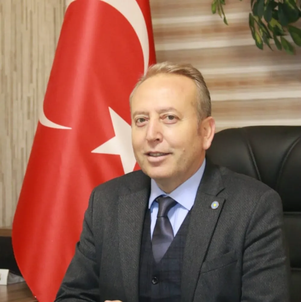 AĞIR ; Çiftçilerimiz ve Eczacılarımız Bu Toprağın Sessiz Kahramanlarıdır