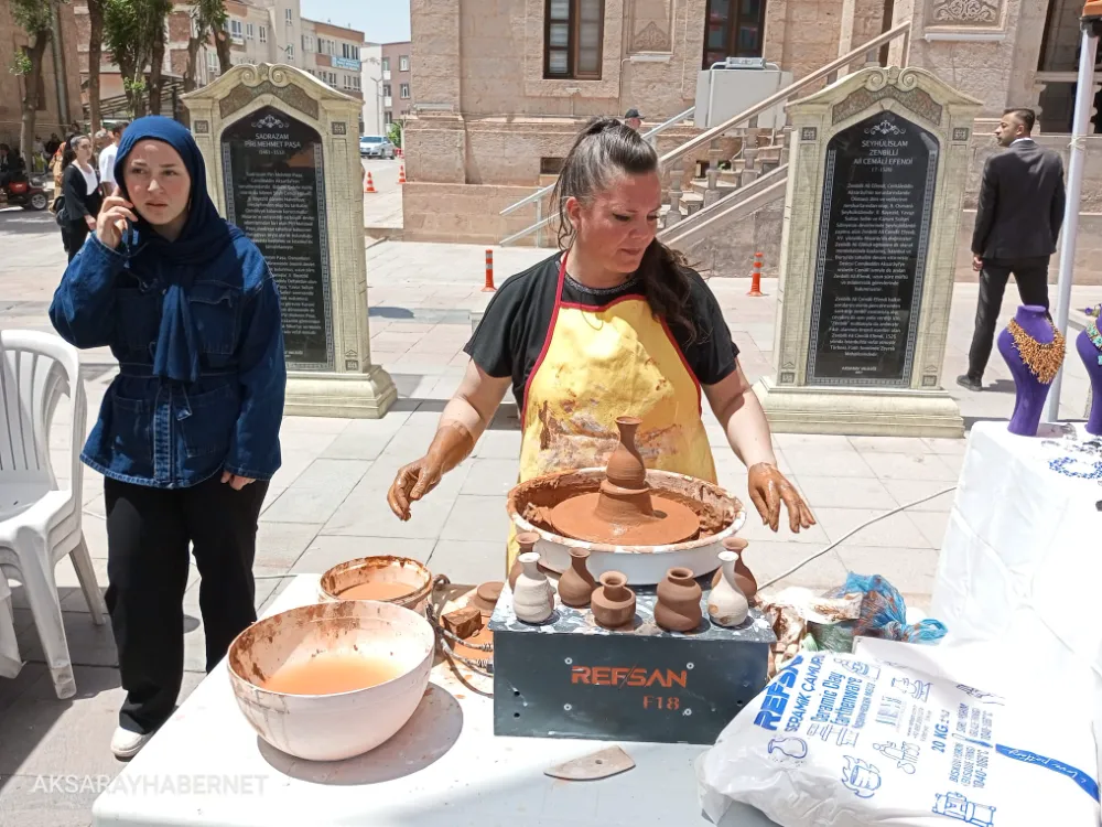 Aksaray’da El Emeği Sergisine Yoğun İlgi
