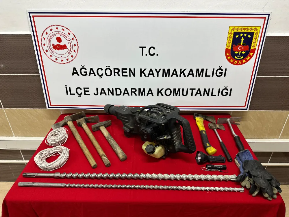 Ağaçören’de Kaçak Kazıya Suçüstü Baskın: 3 Gözaltı
