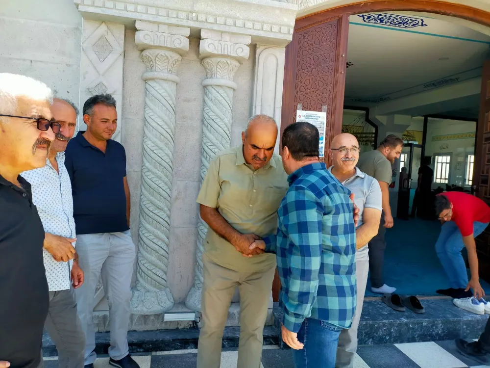 MHP Aksaray’dan Cuma Geleneği: OSB’de Esnafla Buluşma