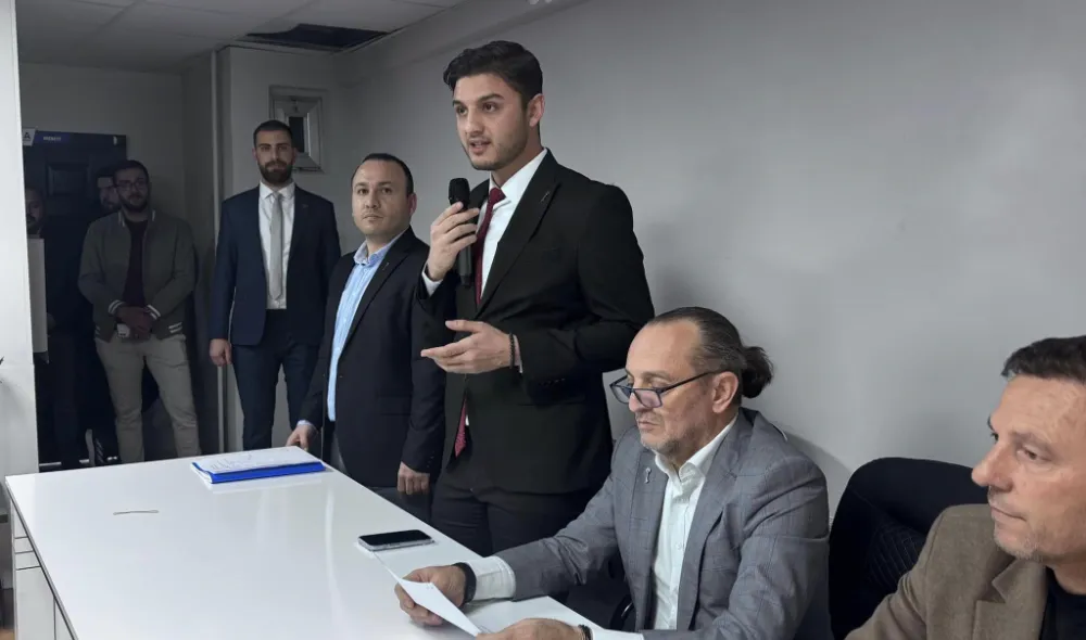 Başkan Kızıl