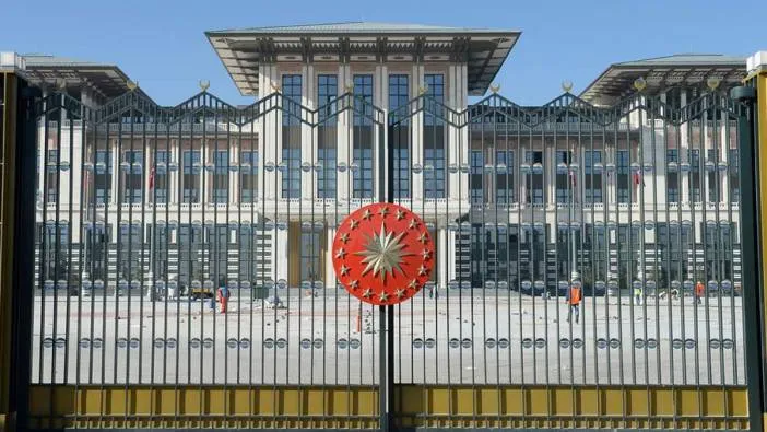 Saray günde binlerce emekli maaşını yutuyor