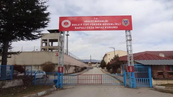 Cezaevinde koğuş arkadaşını bıçakla öldürdü