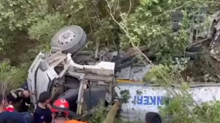 Orman yangınına giden tanker kaza yaptı! Ölü ve yaralılar var