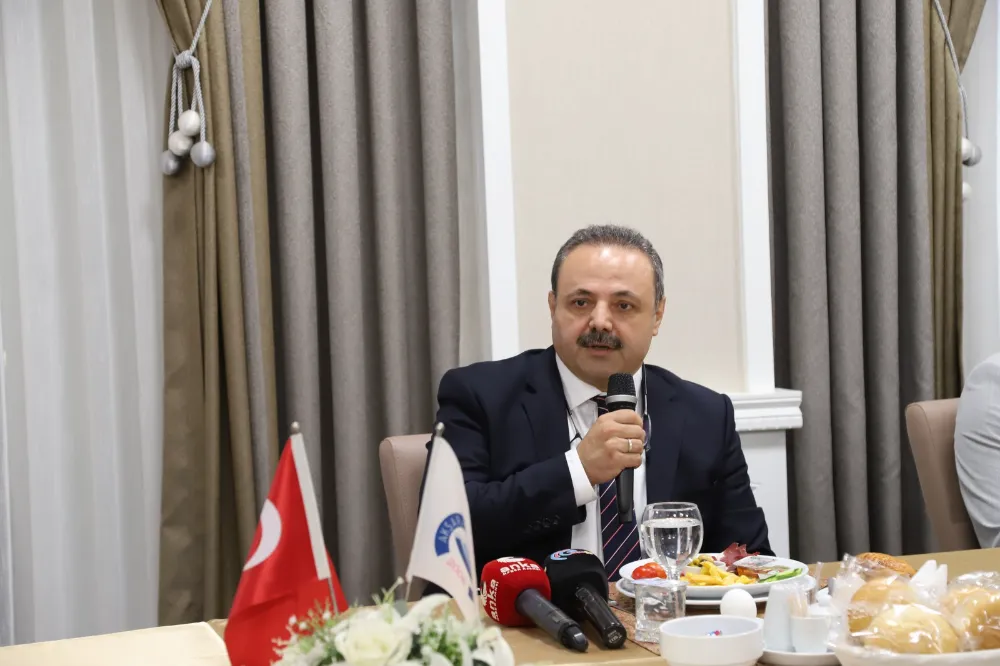 Aksaray Üniversitesi, Bilim ve Teknolojide Zirve Yolunda: Dünya Çapında İlkler ve Rekorlar