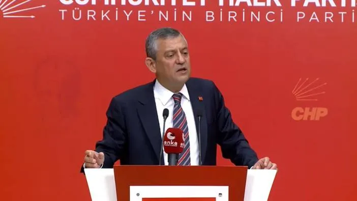 Özel