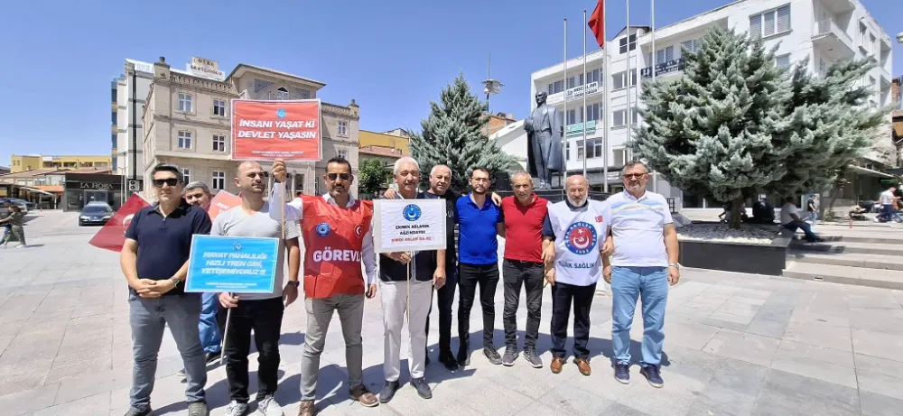 Yetersiz Teklifi Reddediyoruz: Türkiye Kamu-Sen Alanlarda, Pazartesi İş Bırakıyor