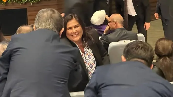 Özlem Çerçioğlu CHP