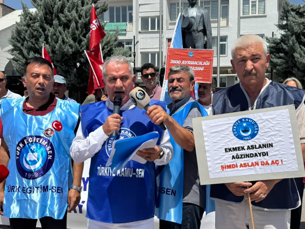 Aksaray’da Kamu-Sen’den iş bırakma eylemi ve kitlesel basın açıklaması