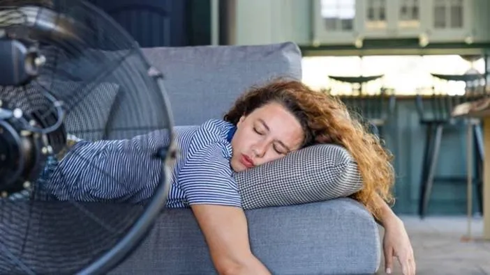 Gece boyunca klima karşısında uyumanın büyük tehlikeleri ortaya çıktı