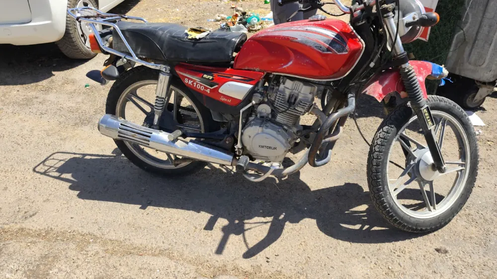 Aksaray’da Plakasız ve Kimliksiz Motosiklet Yakalandı!