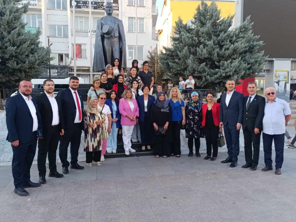 İYİ Parti’den Aksaray’da Kurumlara Çıkarma