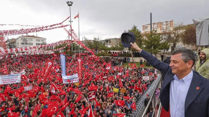 Ayrılınca muhalefete başladı! 
